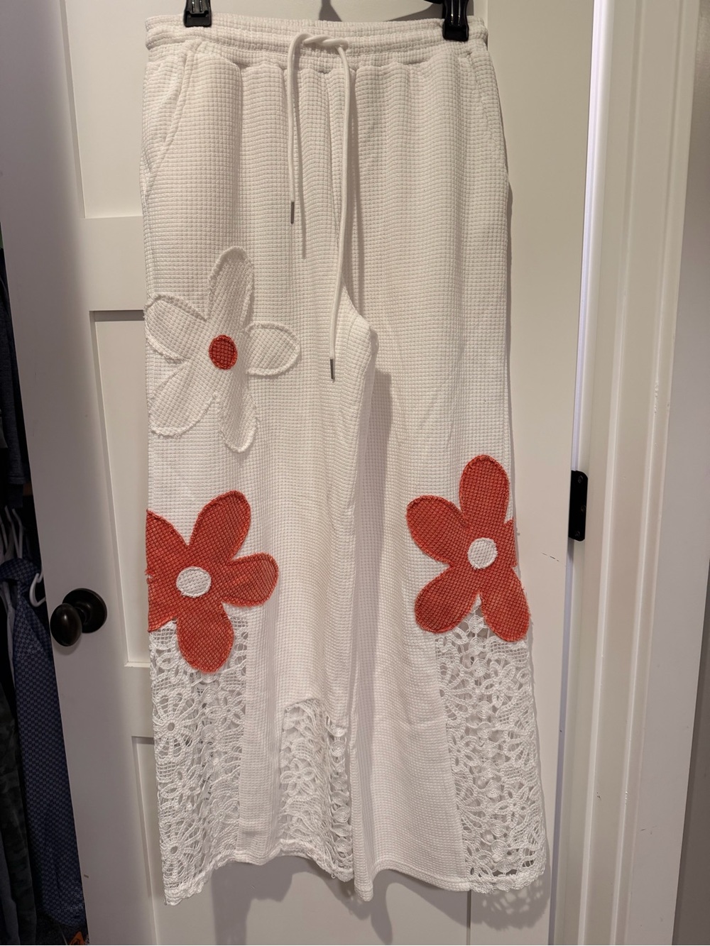 SHEIN White Waffle Knit Wide-Leg Pants with Orange Floral Appliqué